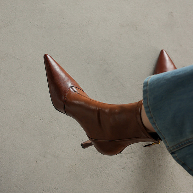 Ami Leather Heeled Ankle Boots
