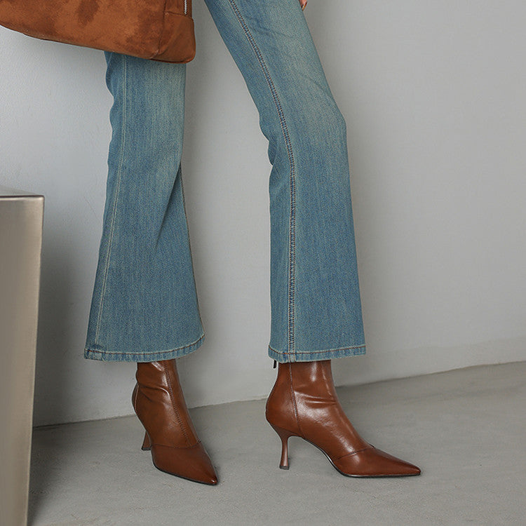 Ami Leather Heeled Ankle Boots