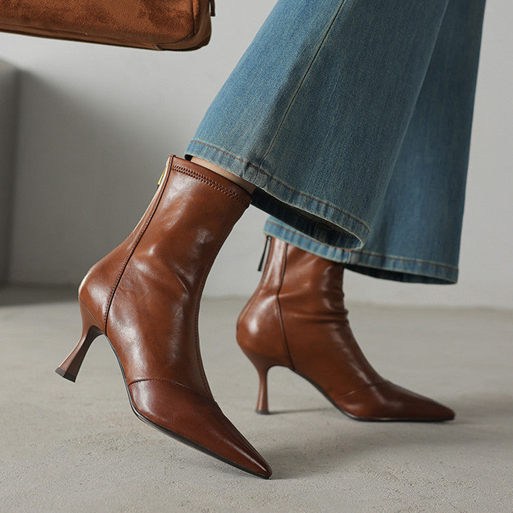 Ami Leather Heeled Ankle Boots