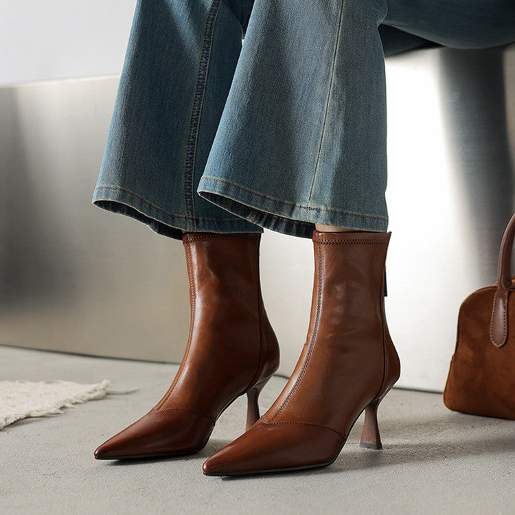 Ami Leather Heeled Ankle Boots