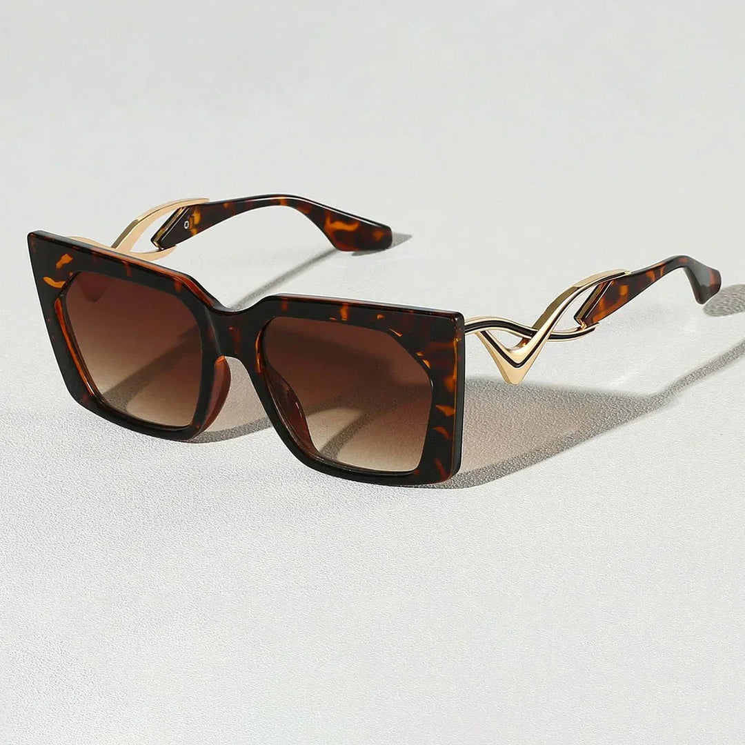 Isla Lustra Cat Eye Shades