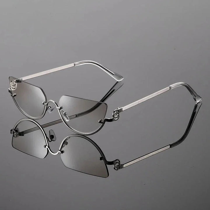Lyra Lustra Cat Eye Shades